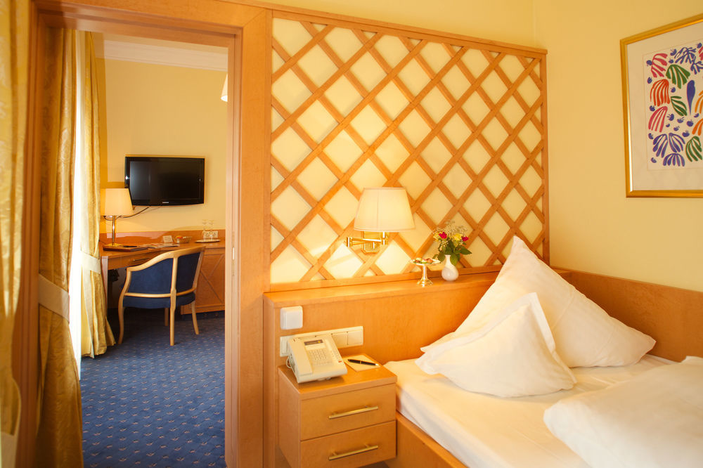 Chateau Fontenay Hotel 5*