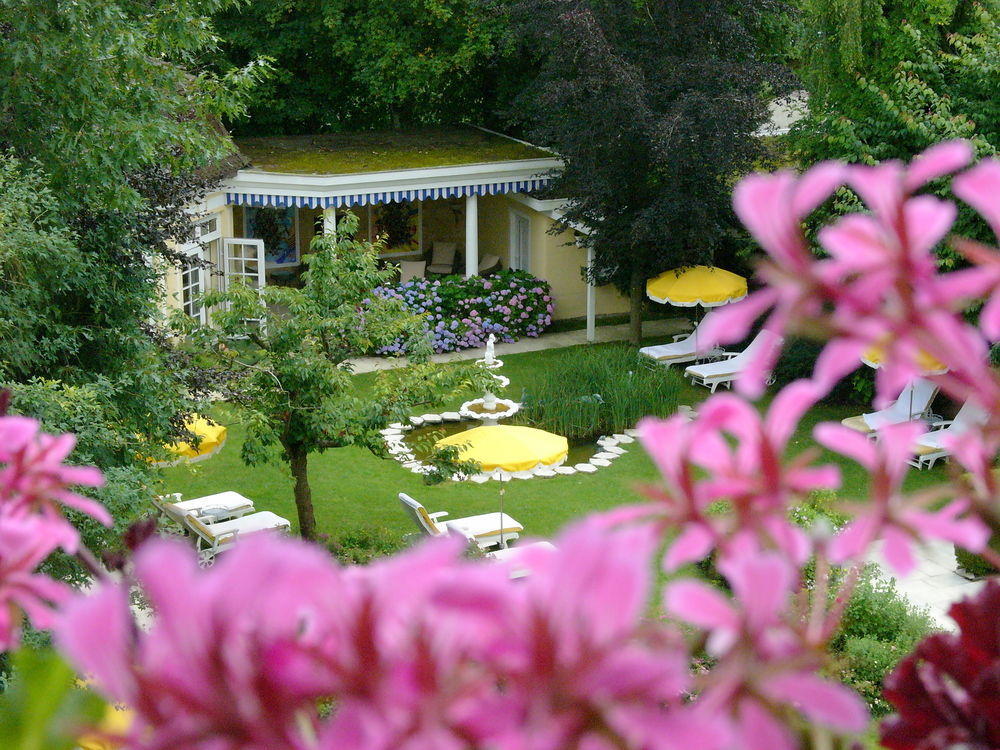 Chateau Fontenay Hotel 5*
